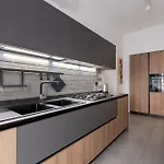 Urban Light House -10 Minuti Dalla Metro