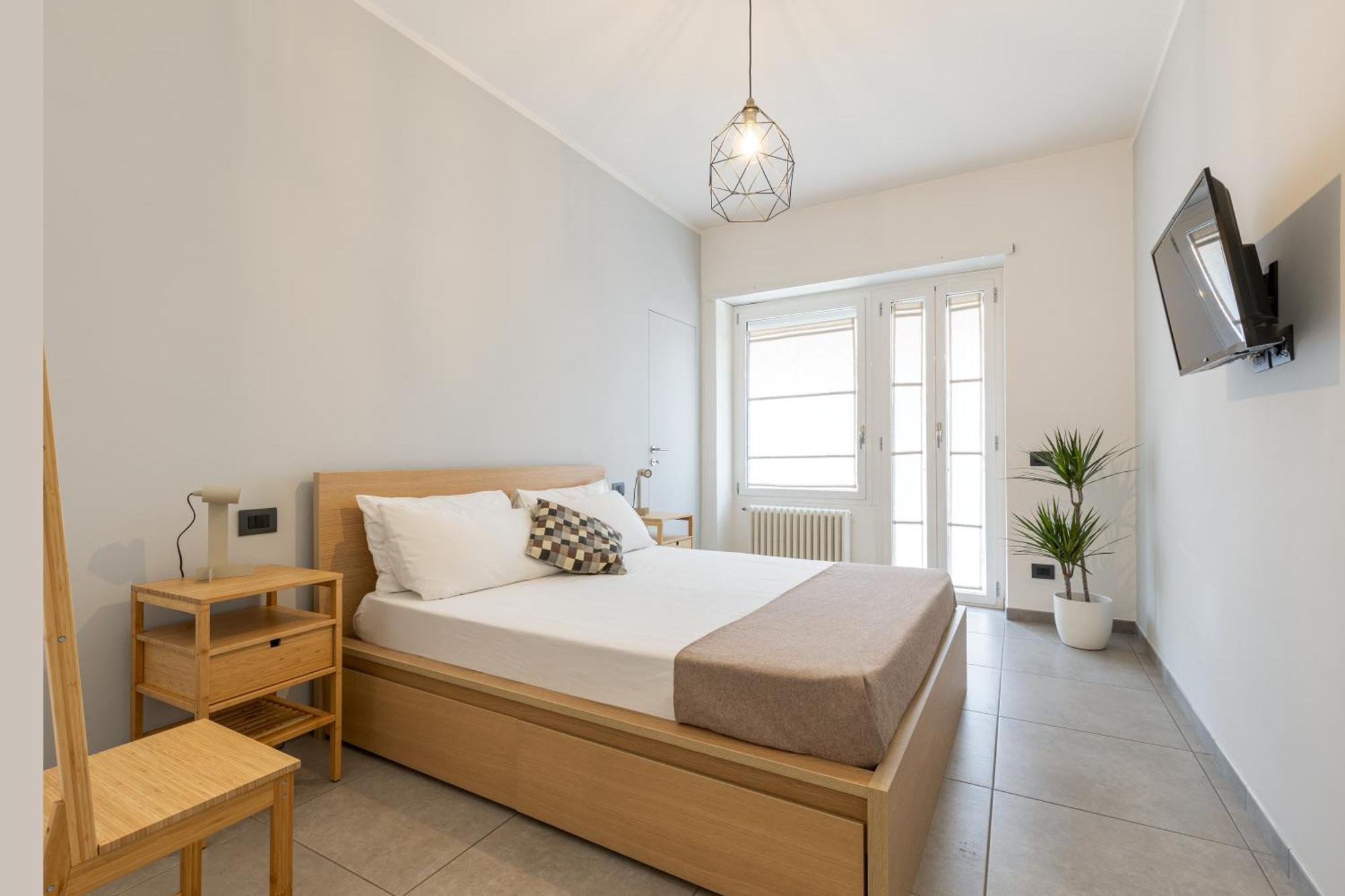 Apartment Urban Light House -10 Minuti Dalla Metro *